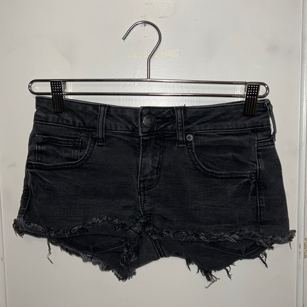 American Eagle - LOW RISE super short